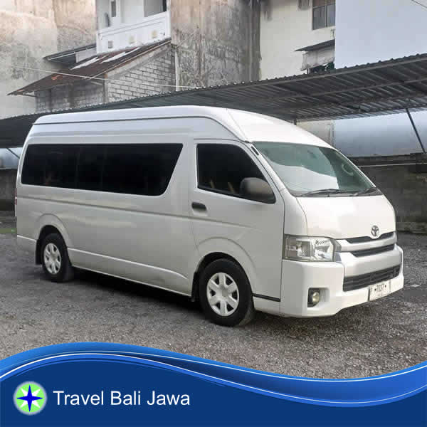 Toyota Hiace Carter Mobil Jakarta Blitar Jawa Timur.